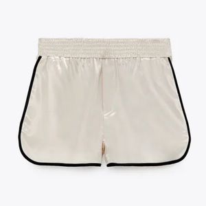 BRAND NEW ZARA SATIN CRÈME SHORTS!